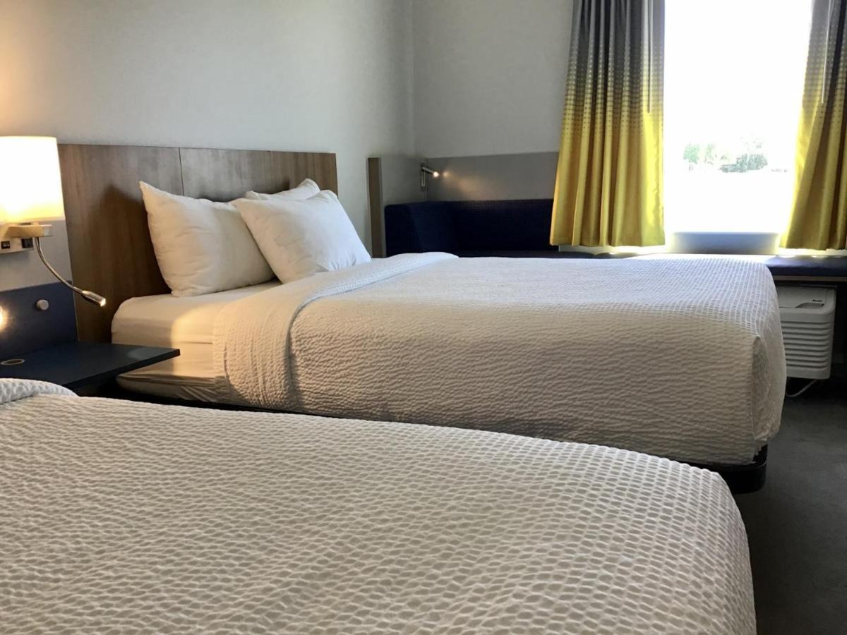 Holiday Inn Express & Suites George - Quincy South By Ihg Екстериор снимка