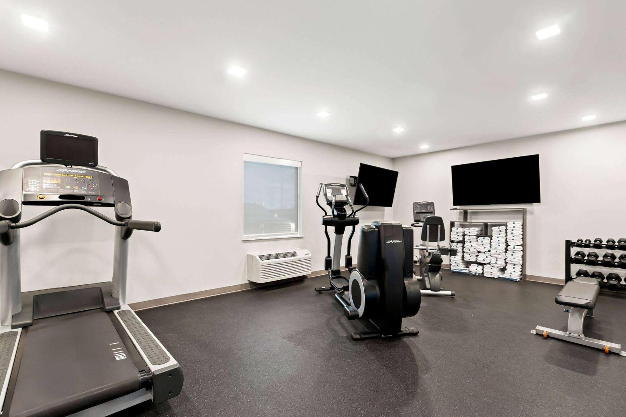Holiday Inn Express & Suites George - Quincy South By Ihg Екстериор снимка