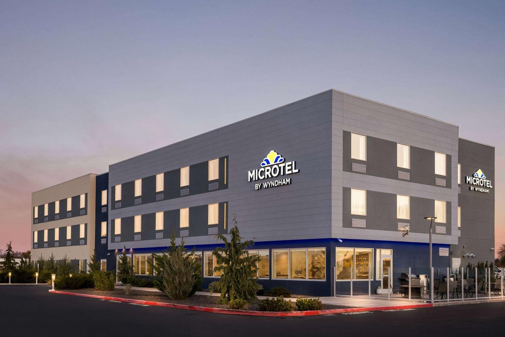 Holiday Inn Express & Suites George - Quincy South By Ihg Екстериор снимка