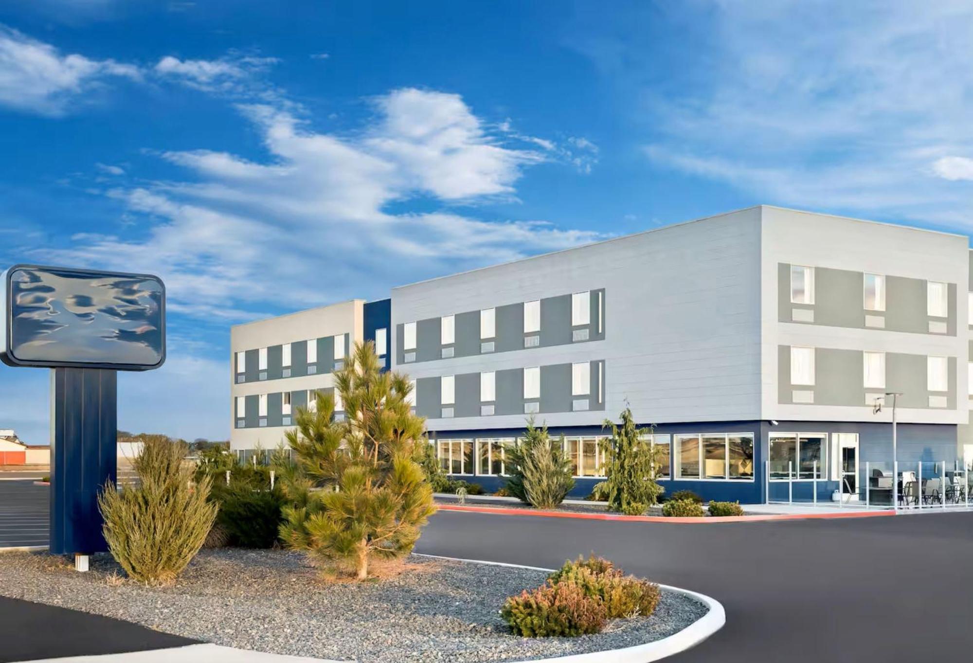 Holiday Inn Express & Suites George - Quincy South By Ihg Екстериор снимка